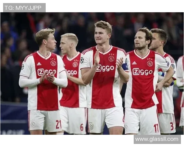 阿贾克斯主场迎战乌得勒之争夺胜利的关键对决分析